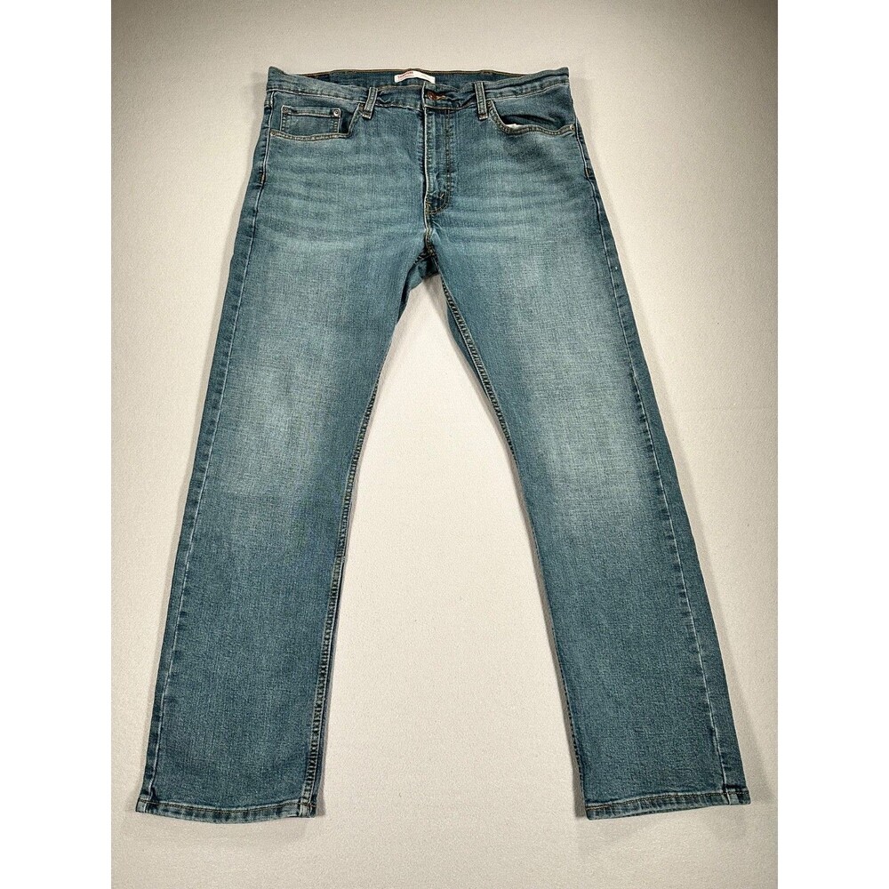 Signature by Levi Strauss Men’s Straight Jeans W38 L32 Light Wash Denim